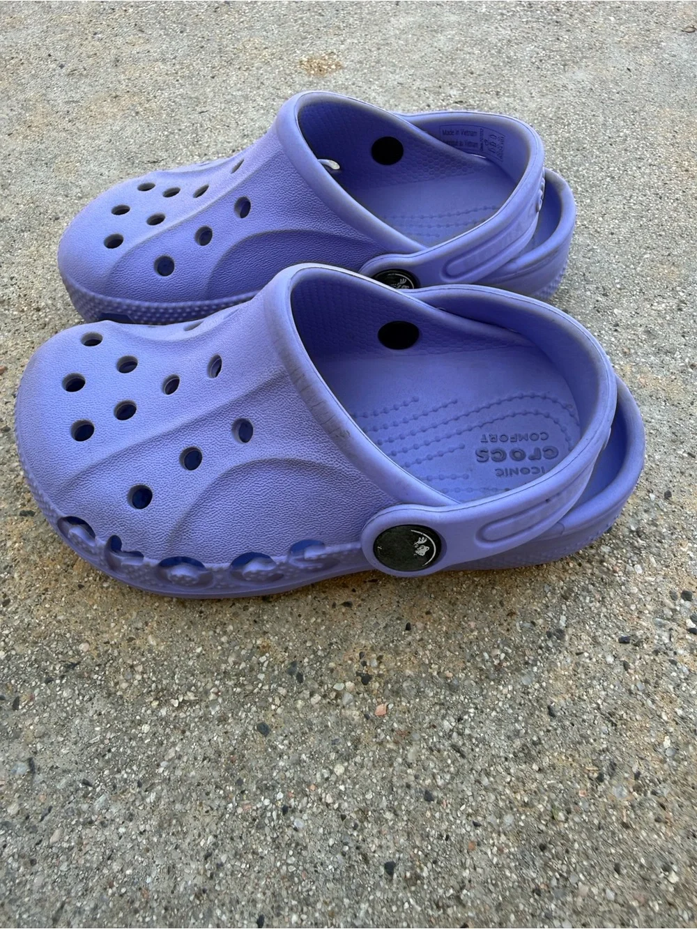 CROCS Kids Baya Clogs size 9 lavender summer camp pool beach camping